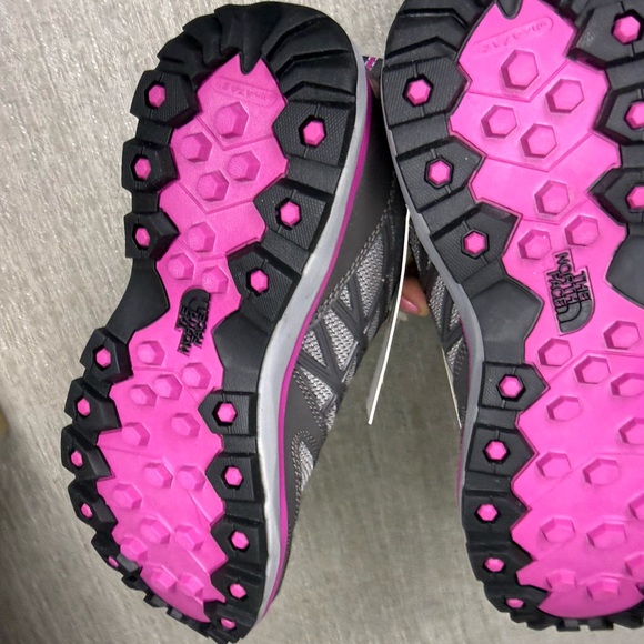 The North Face Litewave Trail Running Shoes – Women’s 6.5 – NEW IN BOX - Picture 5 of 5